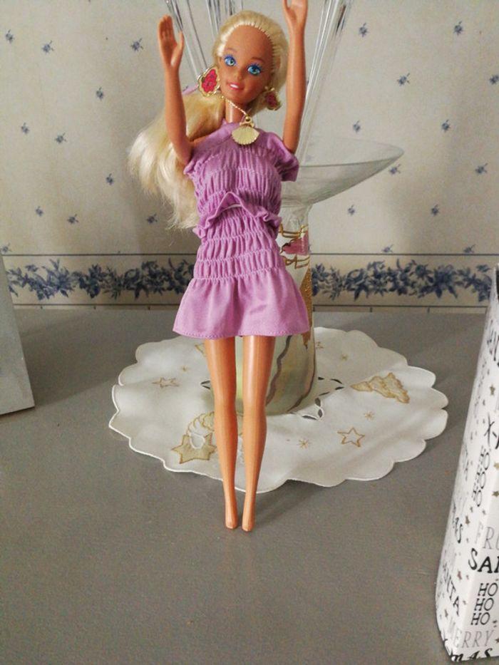 Barbie pour collectionneur année 90 - photo numéro 4