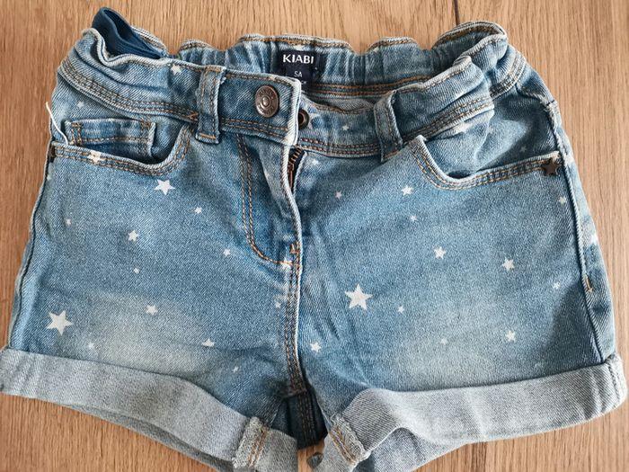 2 shorts fille taille 5 ans - photo numéro 2