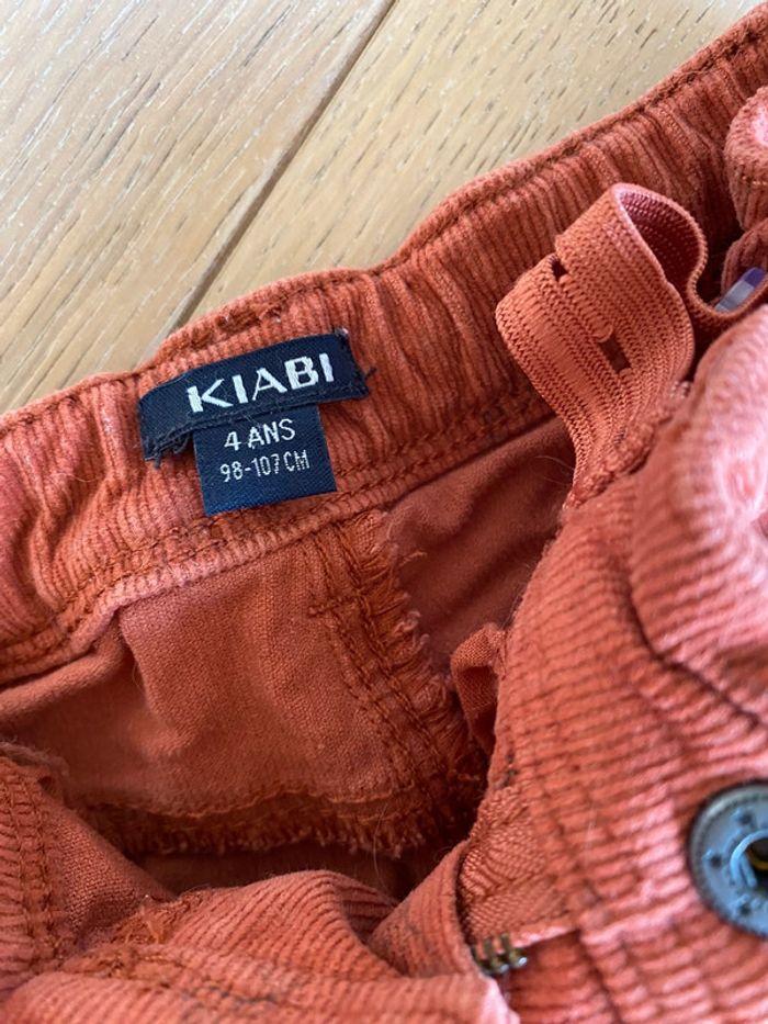 Pantalon velours rouge Kiabi 4ans - photo numéro 2