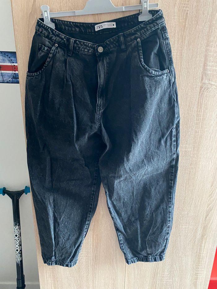 Jean baggy noir délavé ZARA taille XL soit 42 - photo numéro 1