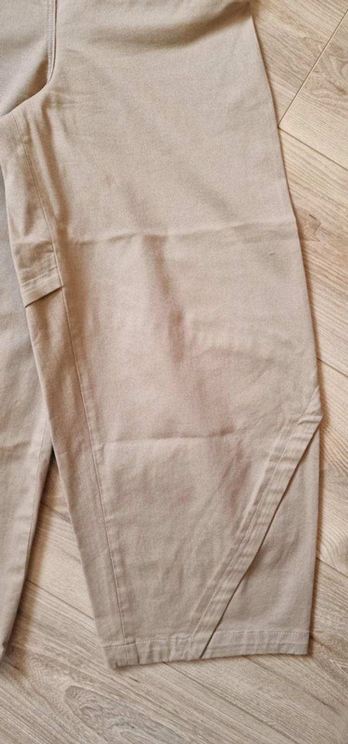 Pantalon COS beige jambes larges détails de couture neuf taille XS ou 34 - photo numéro 5