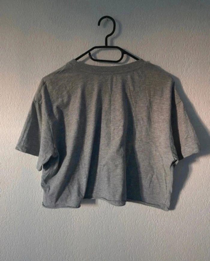 Tee-shirts gris - photo numéro 2