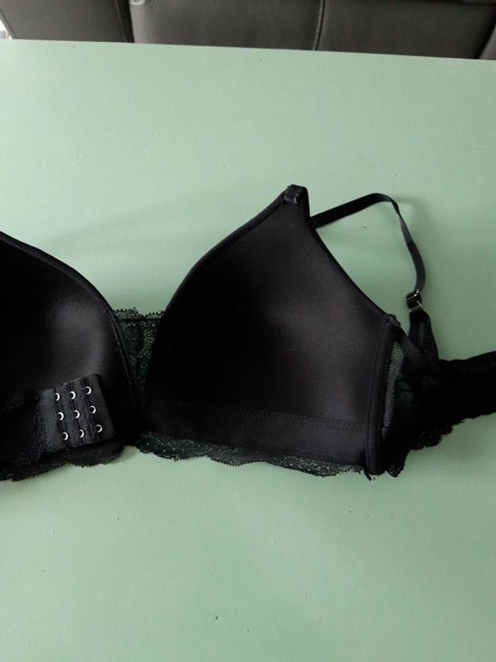 Soutien gorge noir - photo numéro 6