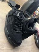 Air Jordan black 4