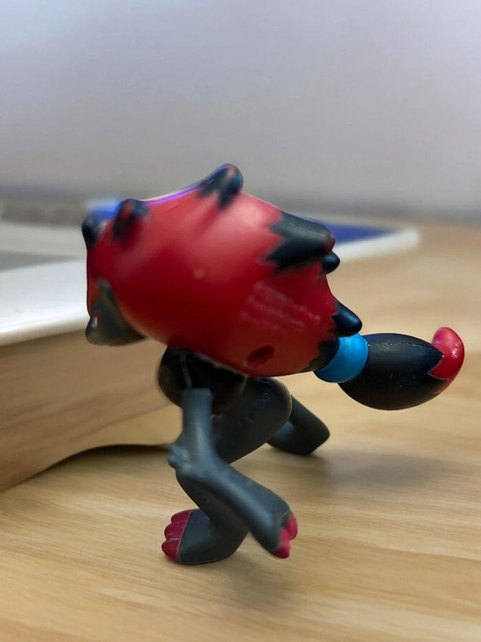 2011 Figurine McDonald's Pokémon Zoroark - photo numéro 3