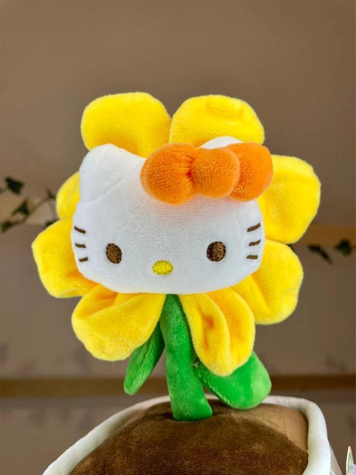 Peluche pot de fleurs & fleur jaune Hello Kitty - photo numéro 9