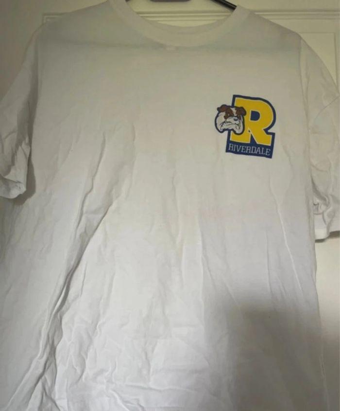 T-shirt Riverdale - photo numéro 1