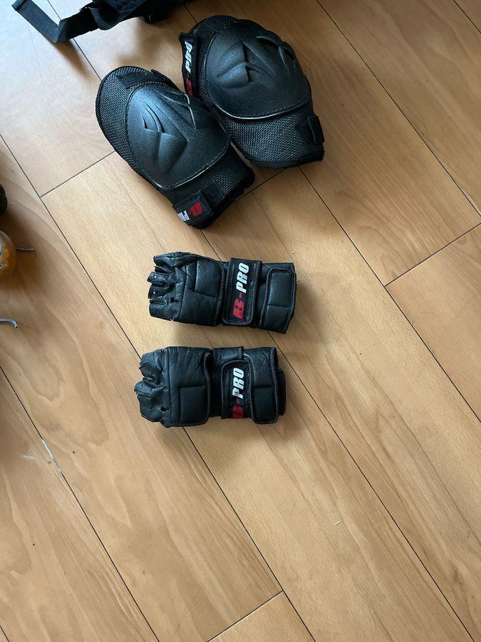 Vends rollers marque rossignol avec gants et genouillères - photo numéro 3