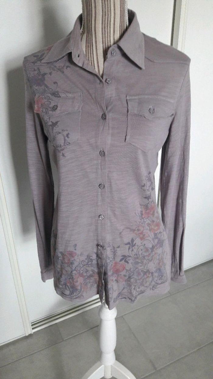 Chemise longue Xl motif floral tres bon etat - photo numéro 1