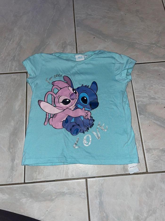 T shirt manches courtes  Angel & stitch 4 ans - photo numéro 1