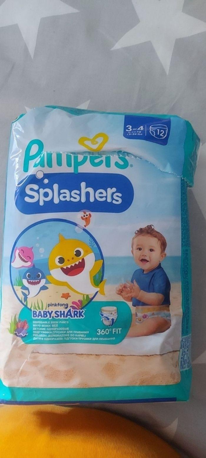 Couche pampers splashers