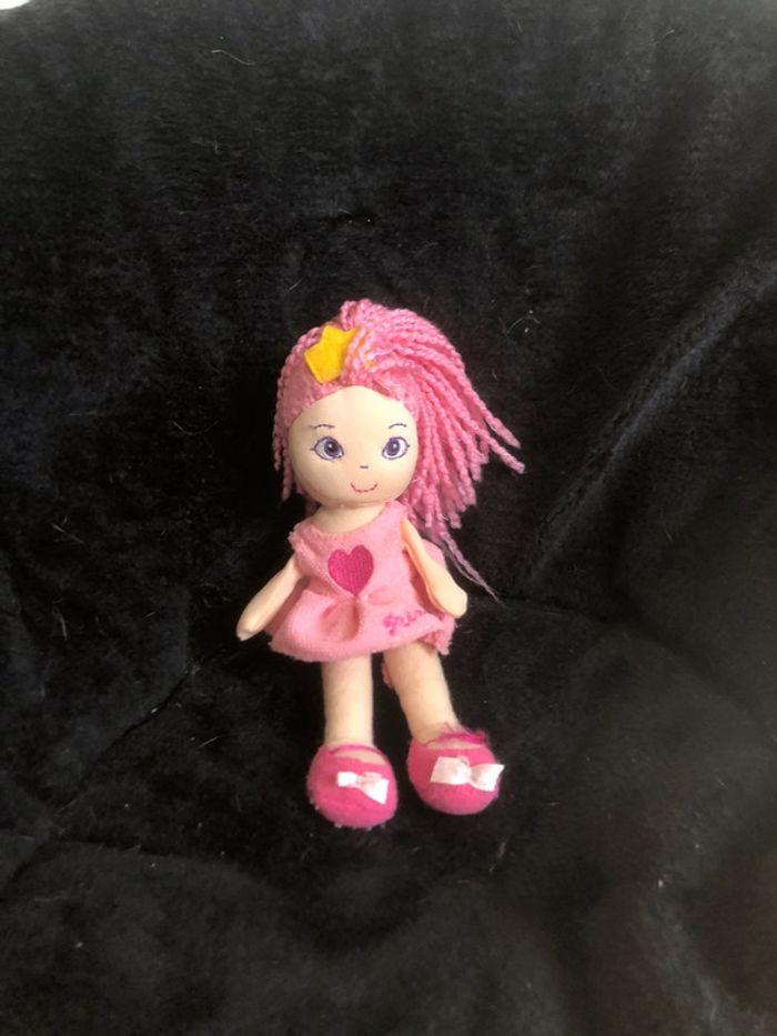 Petite peluche princesse rose - photo numéro 1