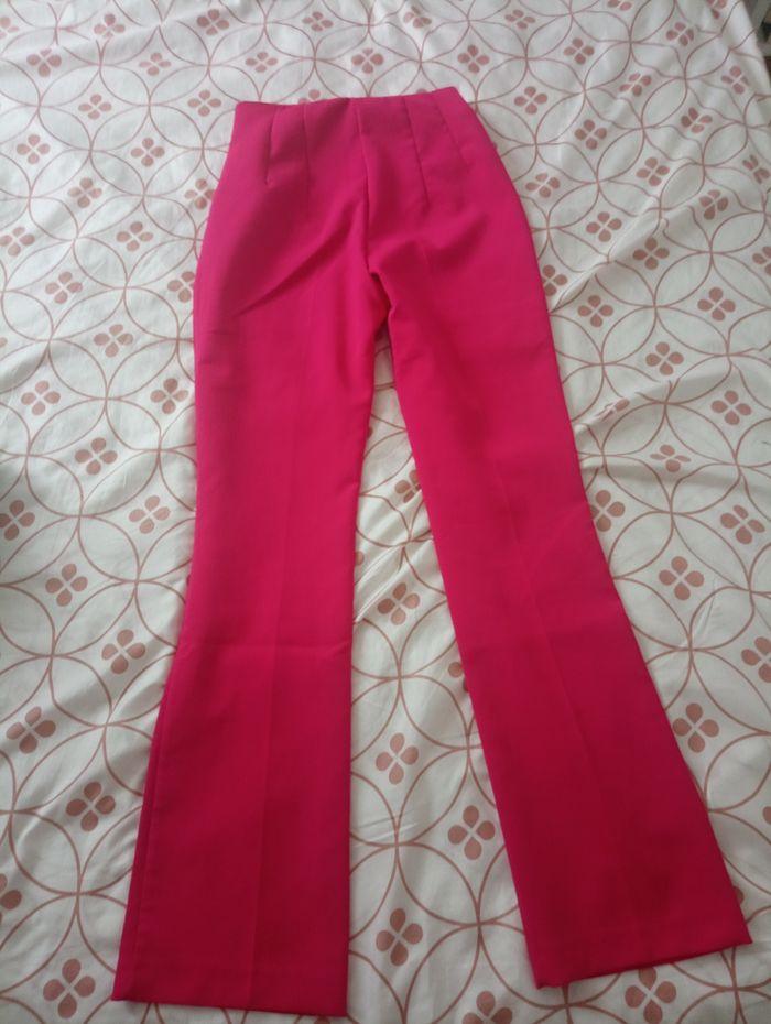 Pantalon fushia - photo numéro 2