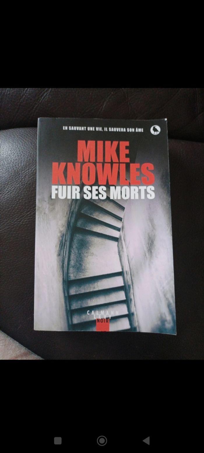 Mark Knowles--Fuir ses morts - photo numéro 1