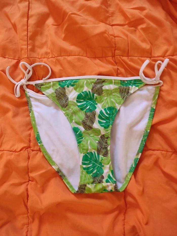 Bas de Maillot de Bain culotte échancrée Taille 44 multicouleurs - photo numéro 1