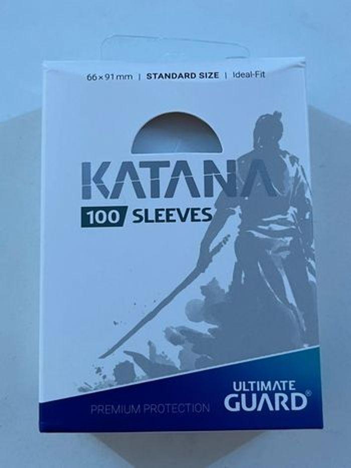 100 protège-cartes standard Katana Blanc Ultimate Guard - photo numéro 1