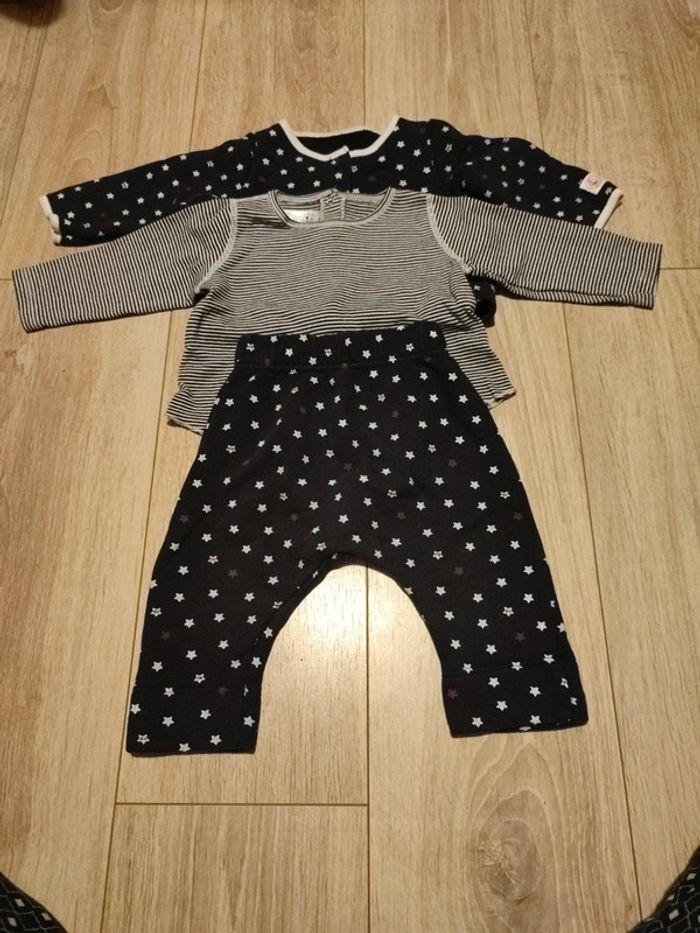 Ensemble 6 mois petit bateau - photo numéro 1