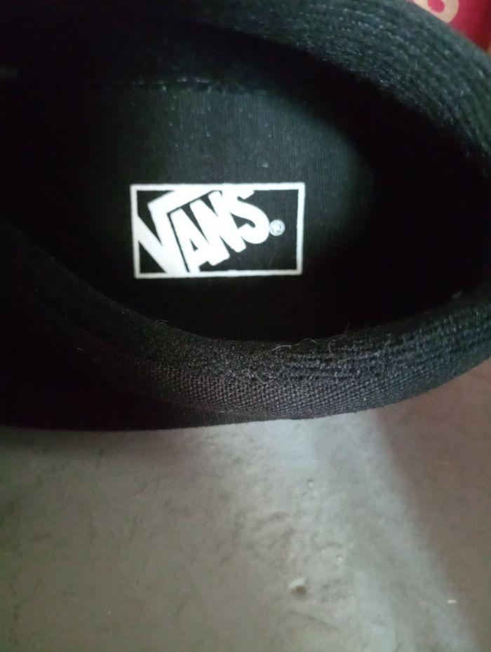 Vans neuves noir - photo numéro 4