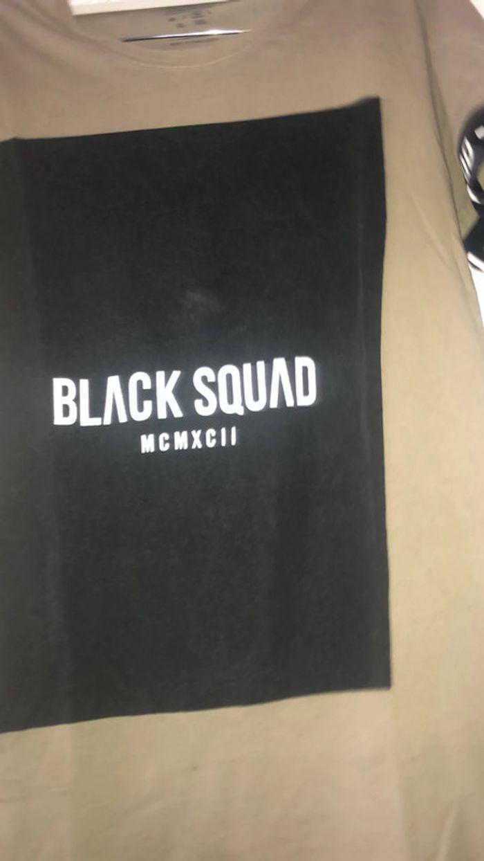 T shirt black squad - photo numéro 2