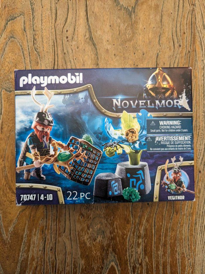 Playmobil 70747 - Magicien des Plantes - Novelmore - photo numéro 1