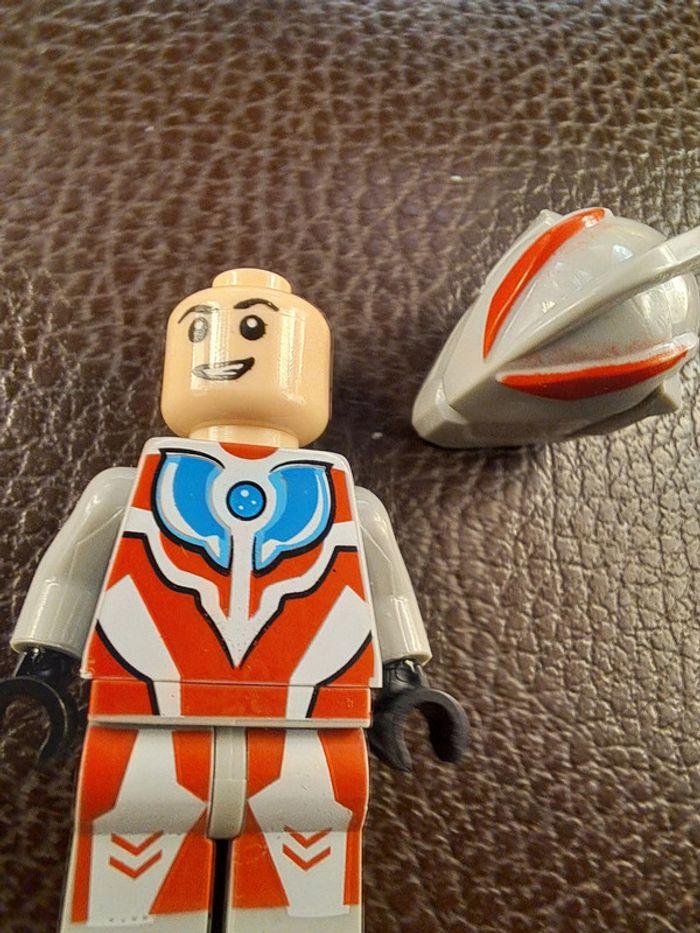 Figurine Lego compatible Ultraman - photo numéro 9