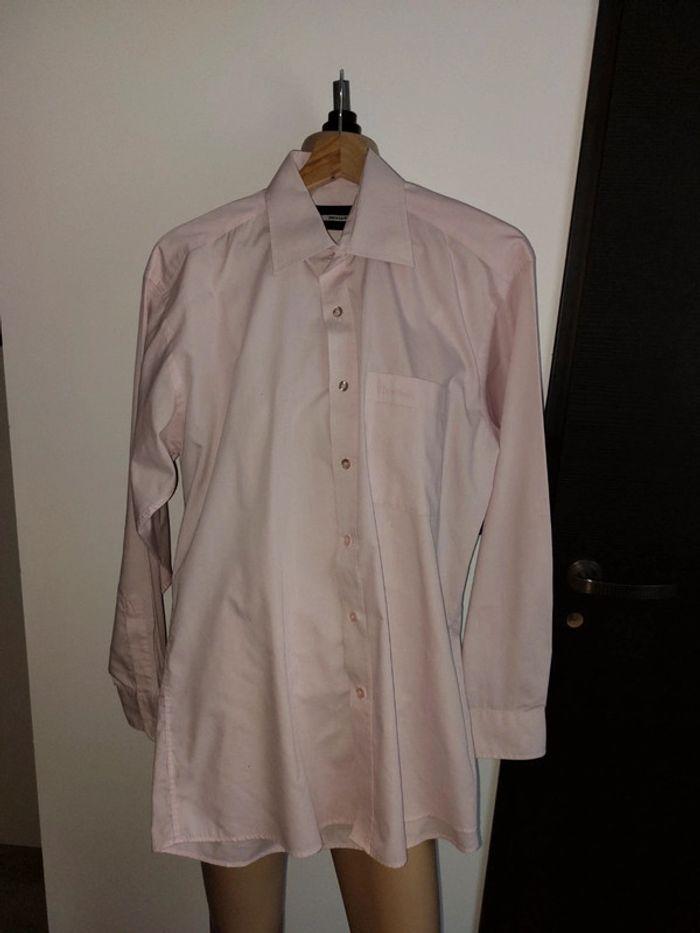 Chemise pierre cardin taille M(39) peu portée - photo numéro 1