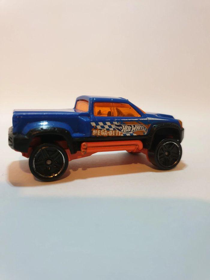 Hot Wheels 2013 Mega Duty Bleu/Orange - 1/64 - photo numéro 7