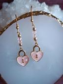 Jolies boucles d'oreilles pendantes