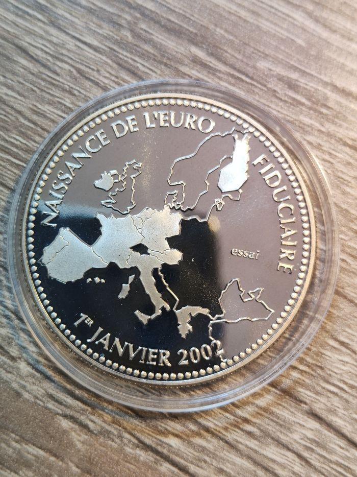 Naissance de l'euro 1 janvier 2002 - photo numéro 4