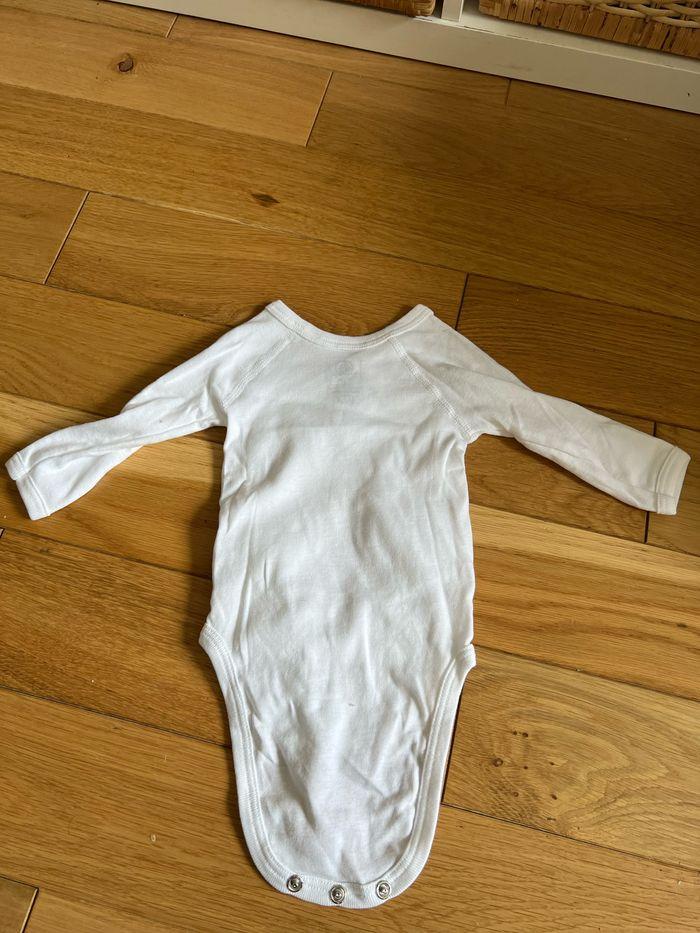 Lot de 3 bodies Petit Bateau taille 1 mois - photo numéro 3