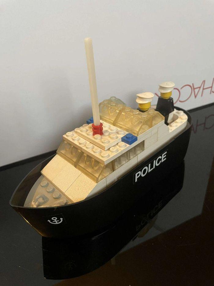 Lego Vintage Bateau Police - photo numéro 1