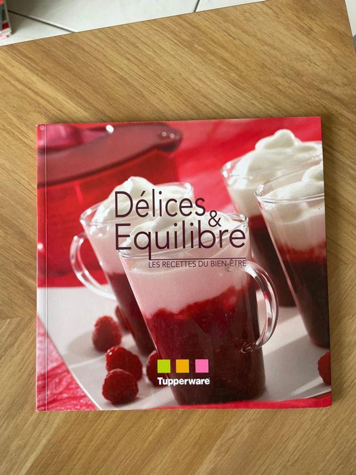 Livre Délices & Équilibre Tupperware - photo numéro 1