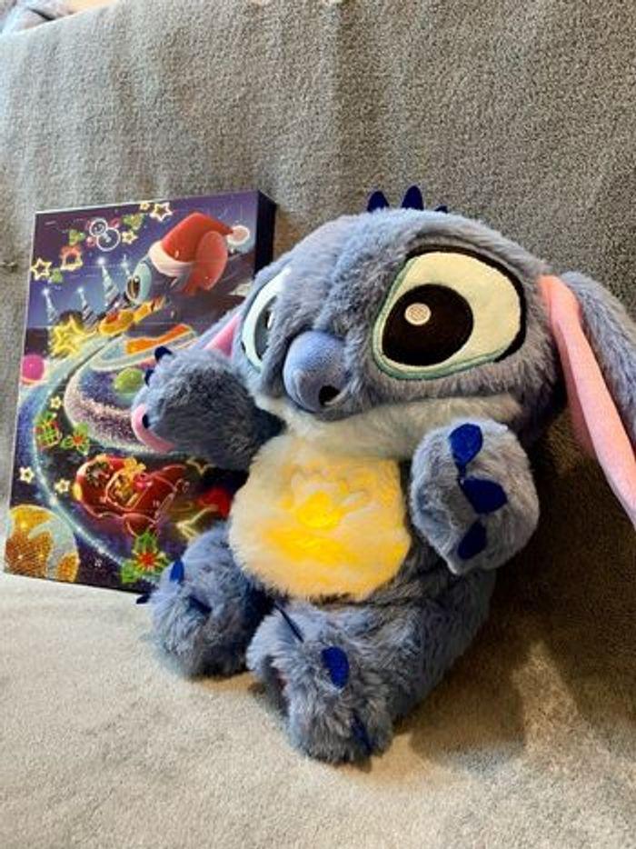 Peluche lumineuse Disney Stitch qui respire + Calendrier de l’Avent de noël Disney Stitch - photo numéro 8