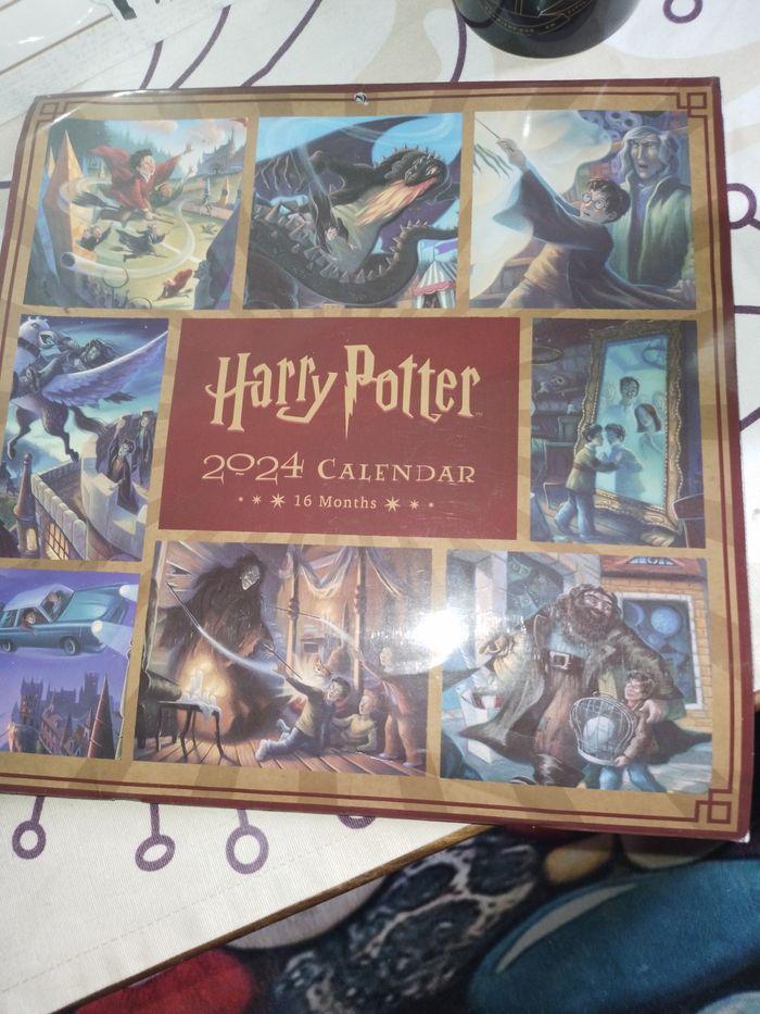 Lot harry Potter jeu, tasse, figurine et calendrier 12€ - photo numéro 2