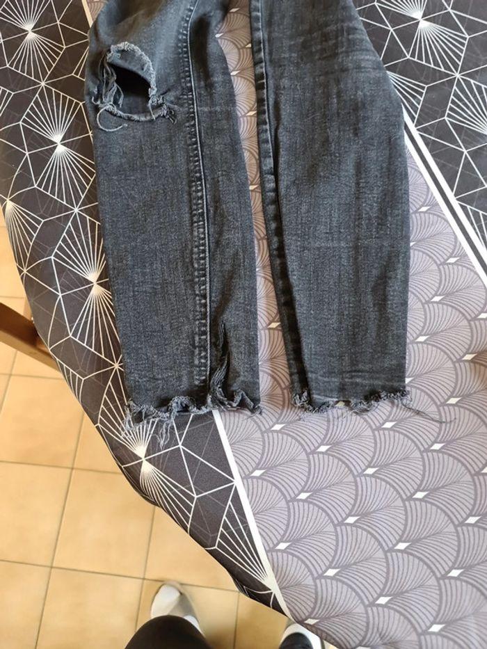 Jean skinny troué taille S 36 (EUR) - photo numéro 6