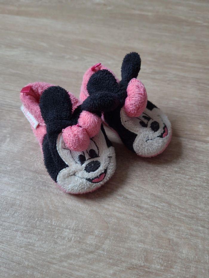 Chausson minnie disney 3-6mois - photo numéro 1