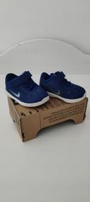 Nike bleues taille 19.5