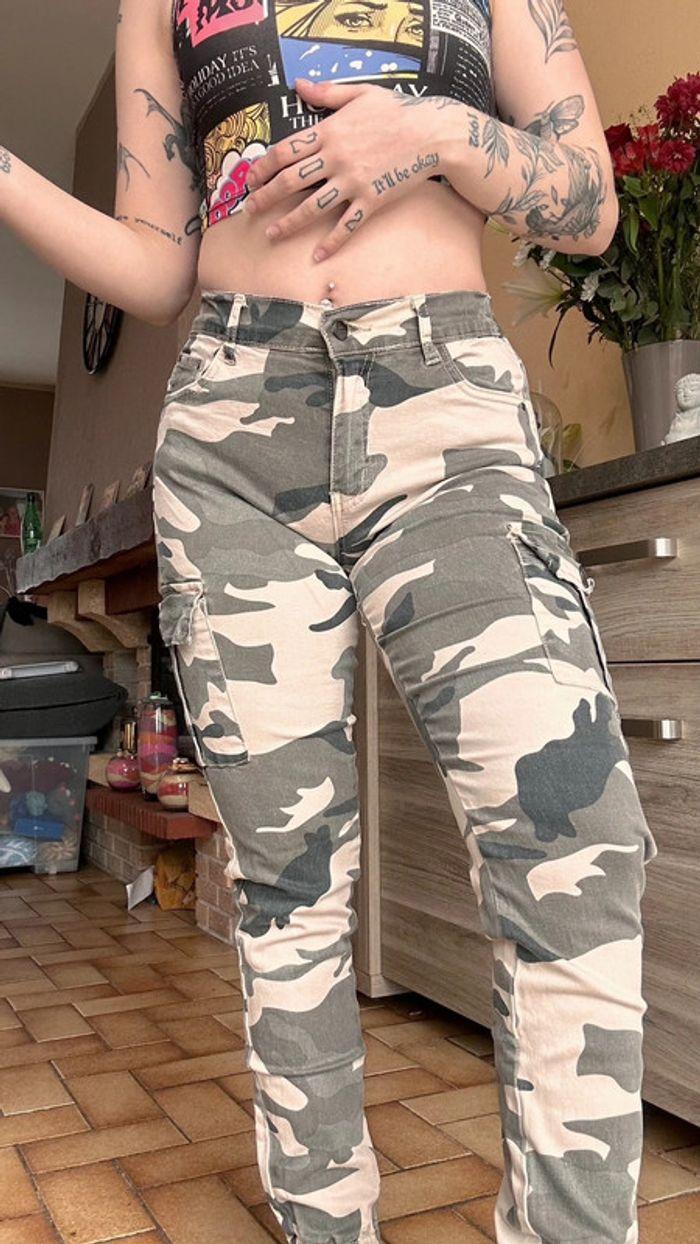 Pantalon cargo militaire - photo numéro 4