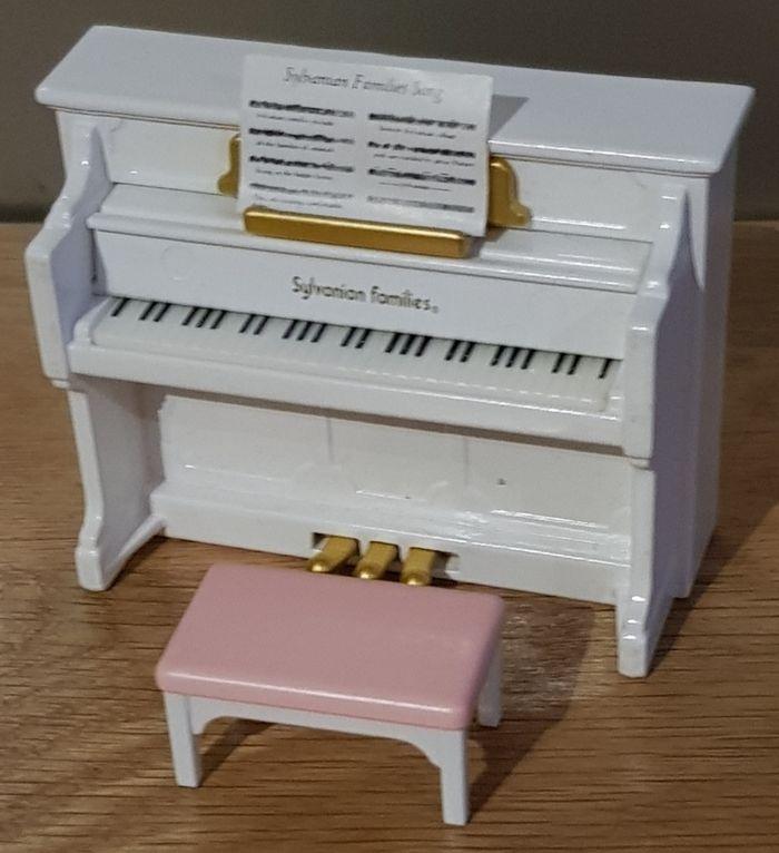 Piano sylvanian famillie - photo numéro 1