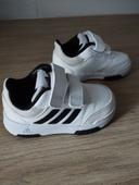 Baskets Adidas