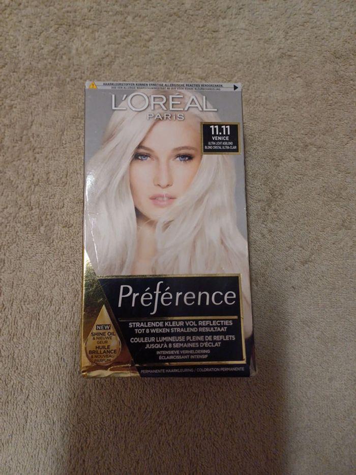 Coloration L'Oréal blond cristal ultra clair - photo numéro 1