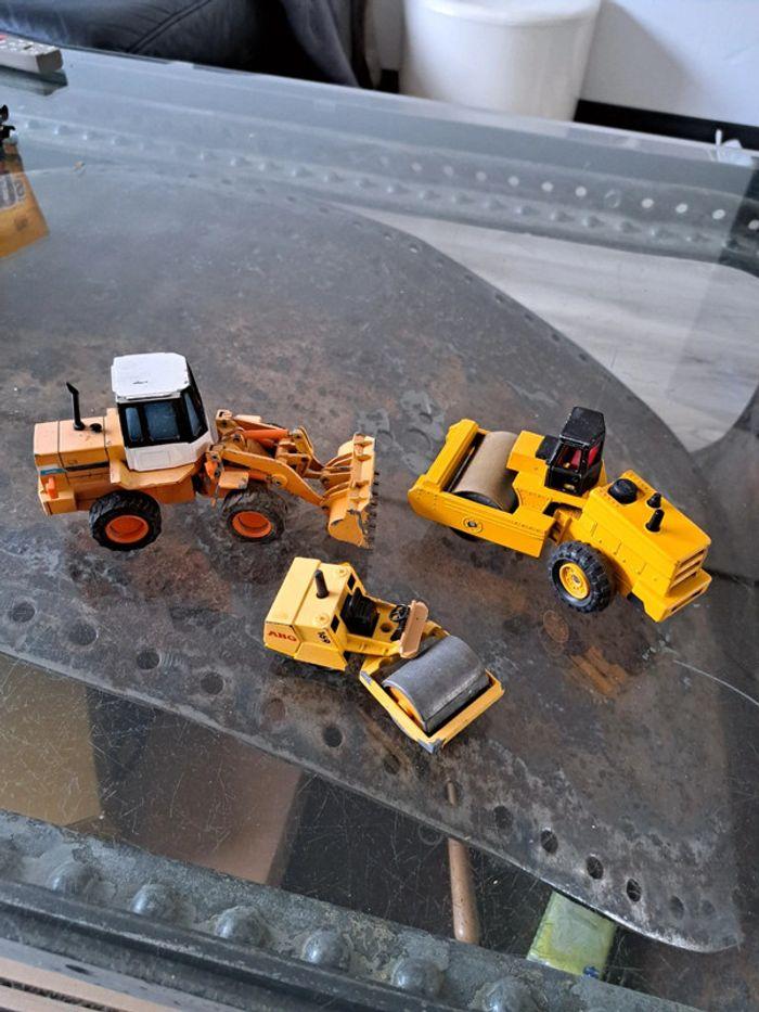 Lot de vehicules de chantier vintage Joal Siku Tonka Hitachi John Deere Majorette - photo numéro 4