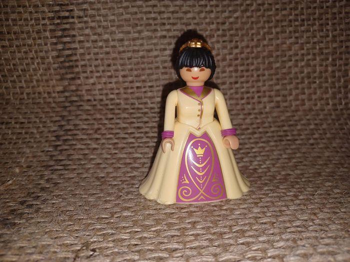 Playmobil  figurine lady chinoise - photo numéro 1