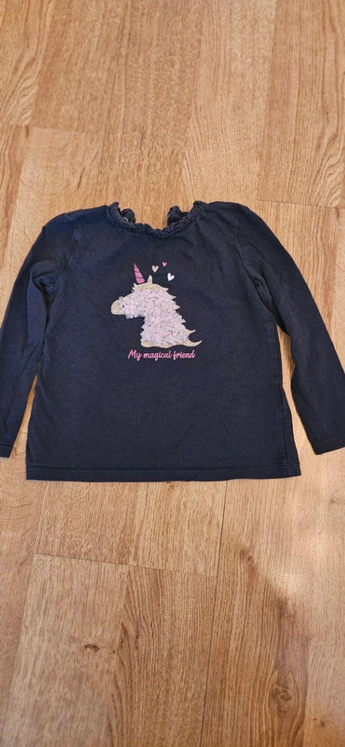 T-shirt licorne, manches longues, taille 3 ans, 94 - photo numéro 1