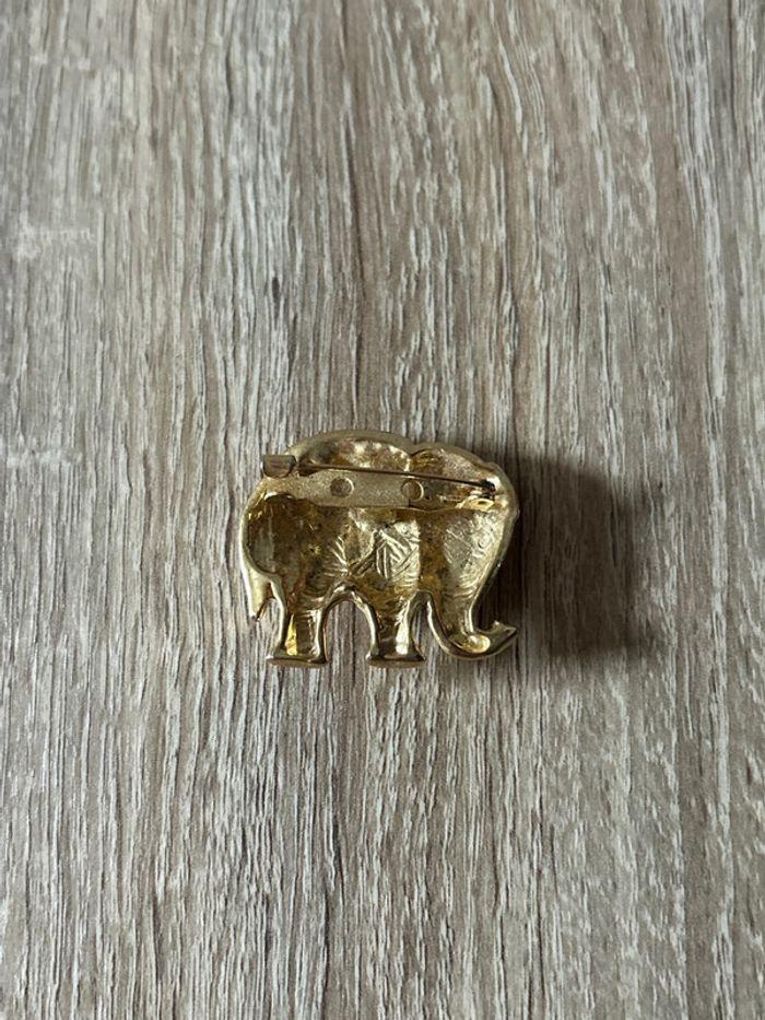 Broche/pin éléphant couleur dorée, état neuf/new, jamais utilisé, Vintage - photo numéro 2