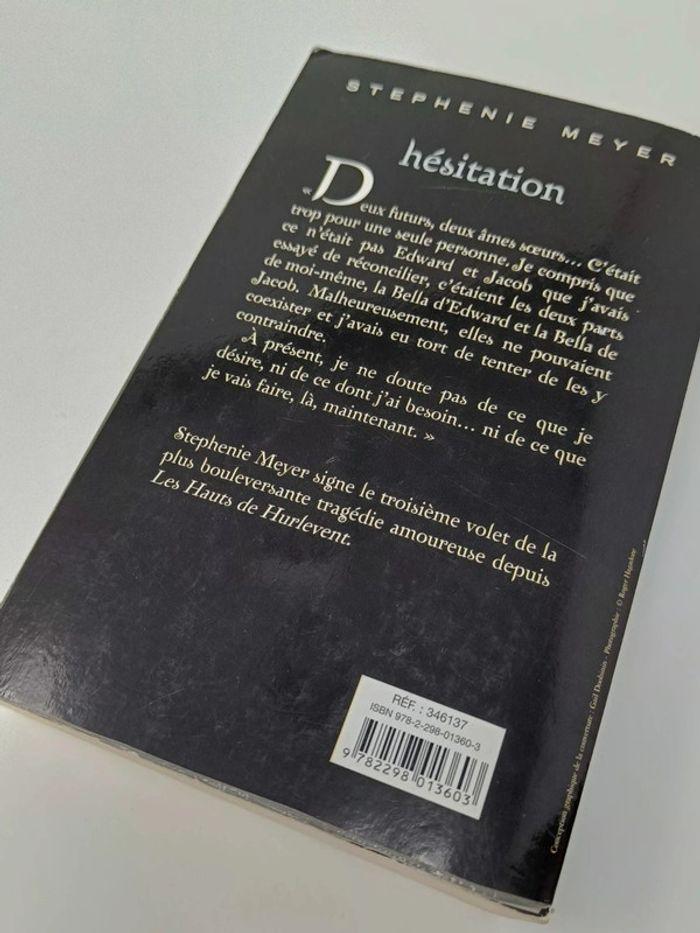 Livre "Hésitation Twilight" de Stephenie Meyer - photo numéro 3