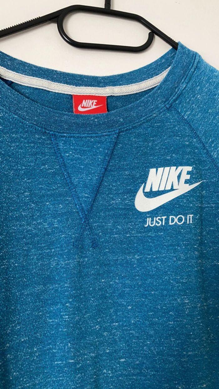 Sweat Nike bleu - photo numéro 3