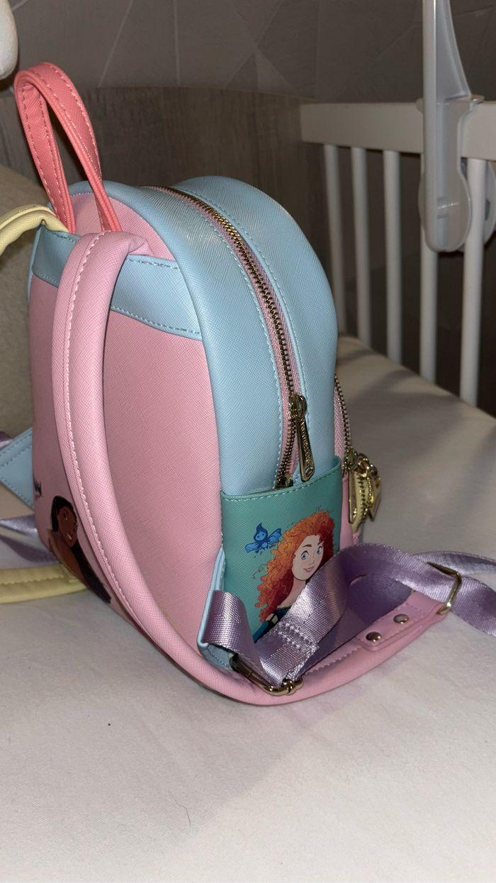 Sac Loungefly Princesse Friends Disney - photo numéro 5