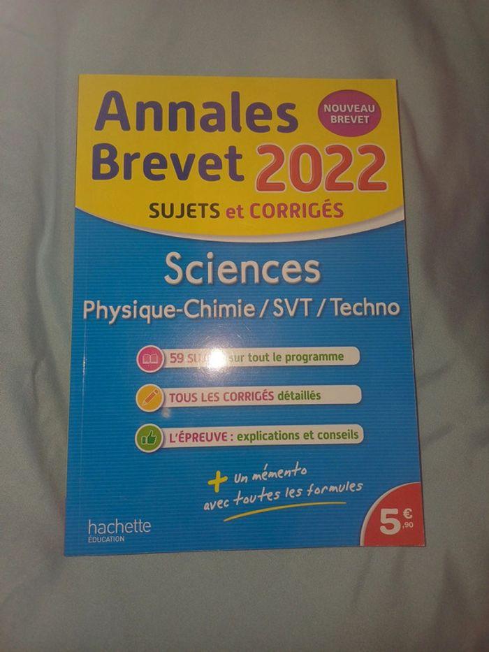 Livre neuf annales brevet - photo numéro 1