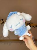 Peluche Cinnamoroll Sanrio en pyjama et endormi